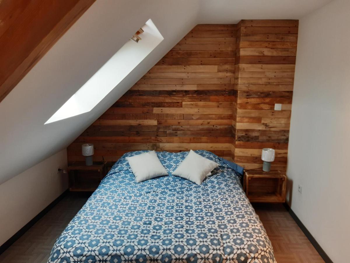gîte   Chez Albertine et Thérèse Ruffigné Esterno foto